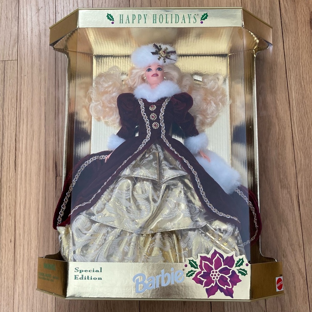 NWT BARBIE Vintage Barbie Happy Holidays Special Edition Barbie 
1996
#15646